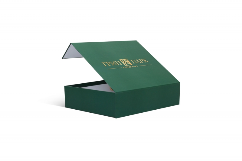 производство подарочных коробок с логотипом коробка-чемодан