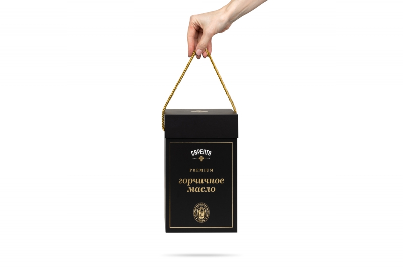подарочная коробка под бутылку заказать тираж в Москве