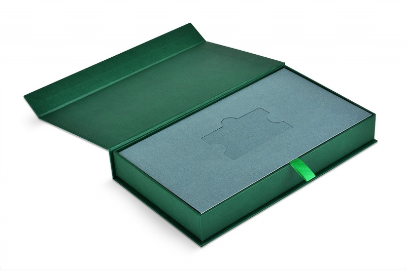 коробки из дизайнерского картона премиум класса