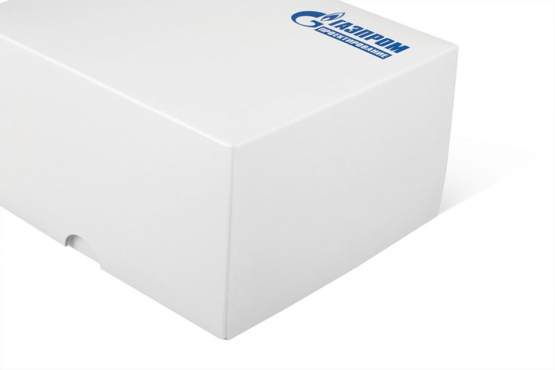 коробки с логотипом для корпоративных подарков 