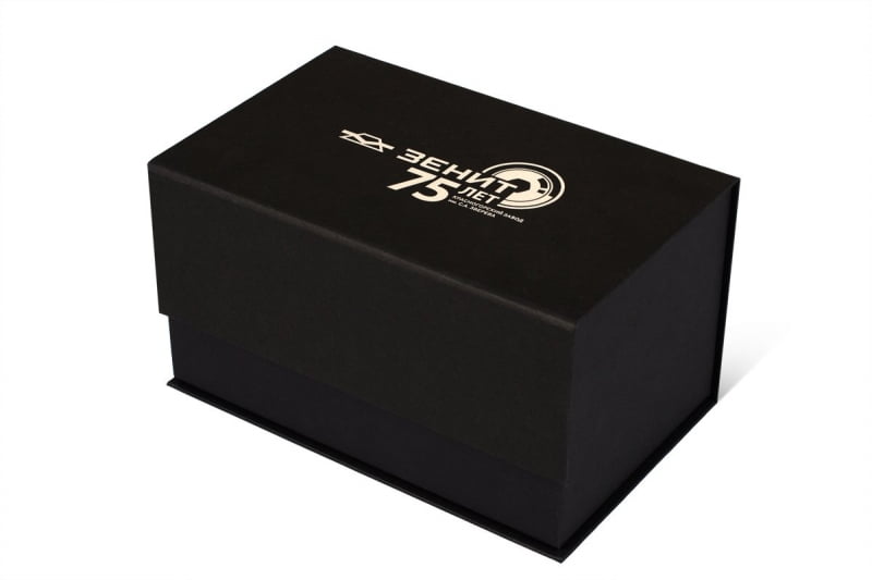 изготовление кашированных коробок с логотипом