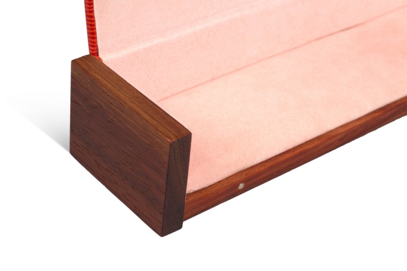 подарочная деревянная упаковка для бизнес сувенира