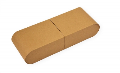 Фирменная упаковка из крафт-картона с закругленными торцами в Москве – производство на заказ
