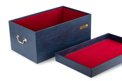 Деревянная коробка крышка-дно с ручками для подарочного набора в Москве – производство на заказ