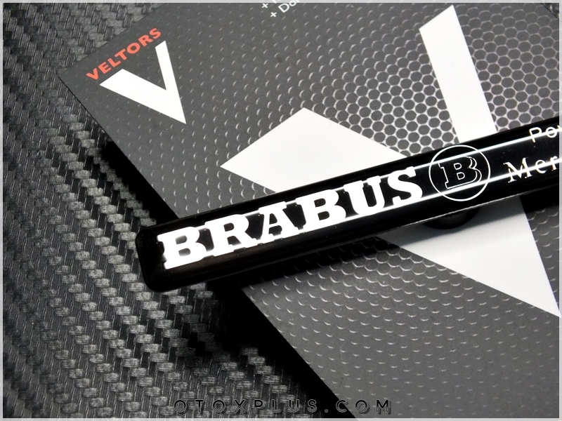 Mercedes BRABUS Konsol Kokpit Plaket Logo Amblem Mercedes BRABUS Konsol Kokpit Plaket Logo Amblem