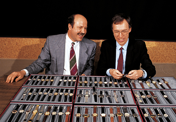 //cdn.optipic.io/site-101437/info/brands/oris/18514_History_1982_Mr_Herzog_and_Dr_Portmann_560x390px.jpg //cdn.optipic.io/site-101437/info/brands/oris/18514_History_1982_Mr_Herzog_and_Dr_Portmann_560x390px.jpg
