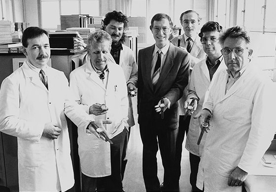//cdn.optipic.io/site-101437/info/brands/oris/25764_History_1956_Oris_People_560x390px.jpg //cdn.optipic.io/site-101437/info/brands/oris/25764_History_1956_Oris_People_560x390px.jpg