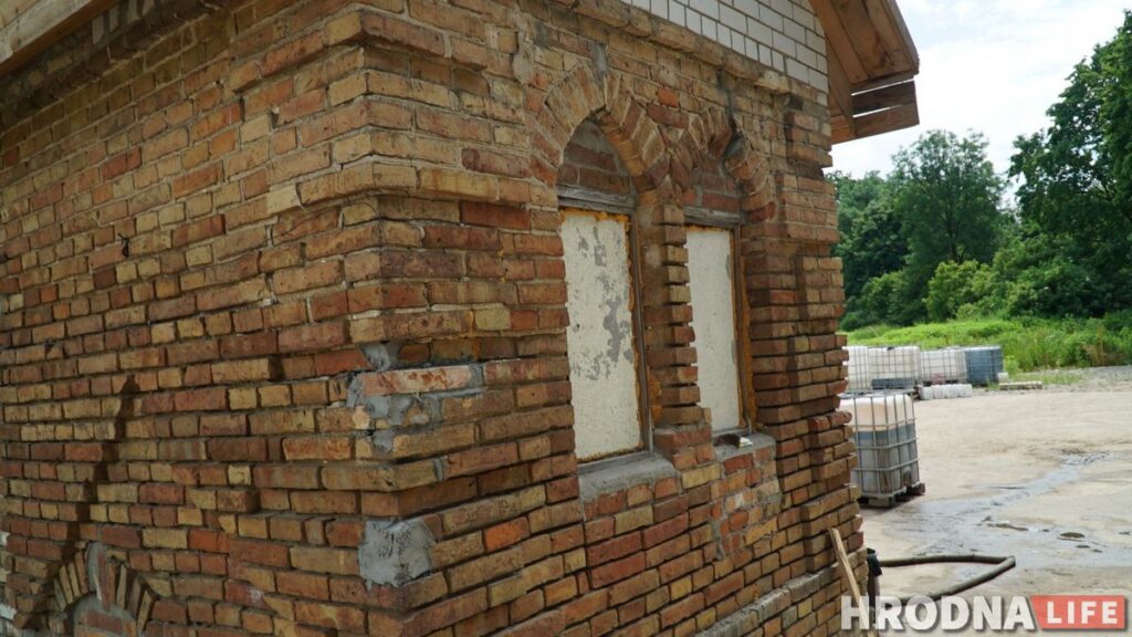 Палац у лясных джунглях, пешы мост і кавалачак Вестфаліі ў Беларусі: падарожжа на 12 цікавостак за 1 дзень