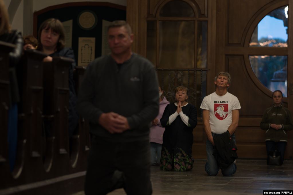 «Замест хлусні павінна запанаваць праўда». У Гродне маліліся аб развязанні крызісу і вяртанні Кандрусевіча. ФОТА