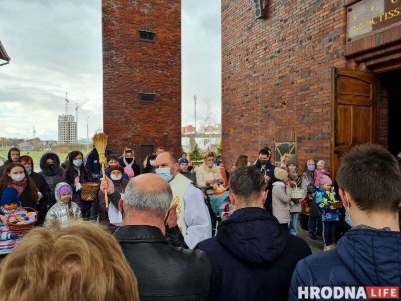 У касцёлах Гродна рыхтуюцца да Пасхі
