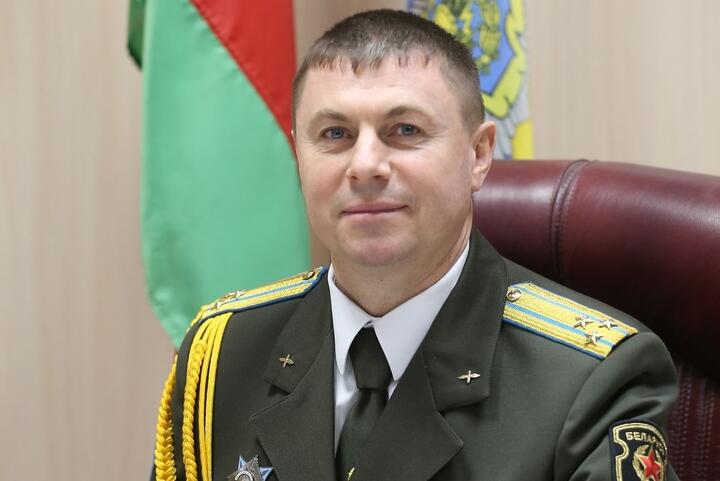Служыў у Бураціі, дачка вучыцца ў Германіі. Што вядома пра новага камандуючага паветранымі сіламі Беларусі