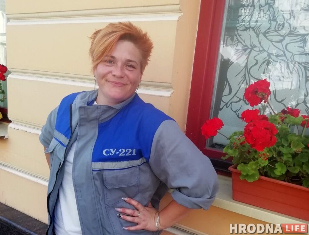 Эвакуация из Беларуси, повышение руководителя ОМОН и приговор бывшему милиционеру. Как прошла неделя в Гродно и области