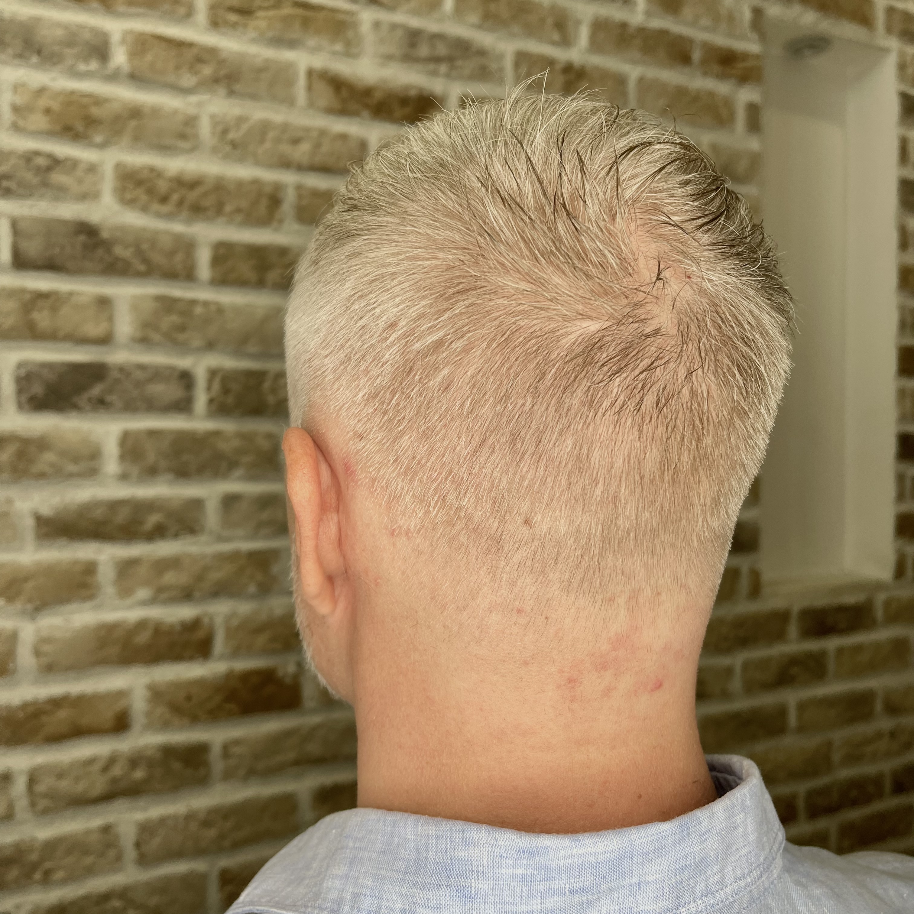 Мужская стрижка на короткие волосы 3