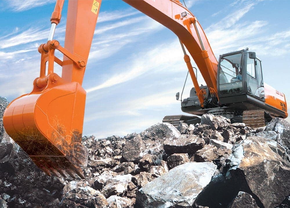 Аренда экскаватора HITACHI ZX-330-5G с длинной стрелой Аренда экскаватора HITACHI ZX-330-5G с длинной стрелой