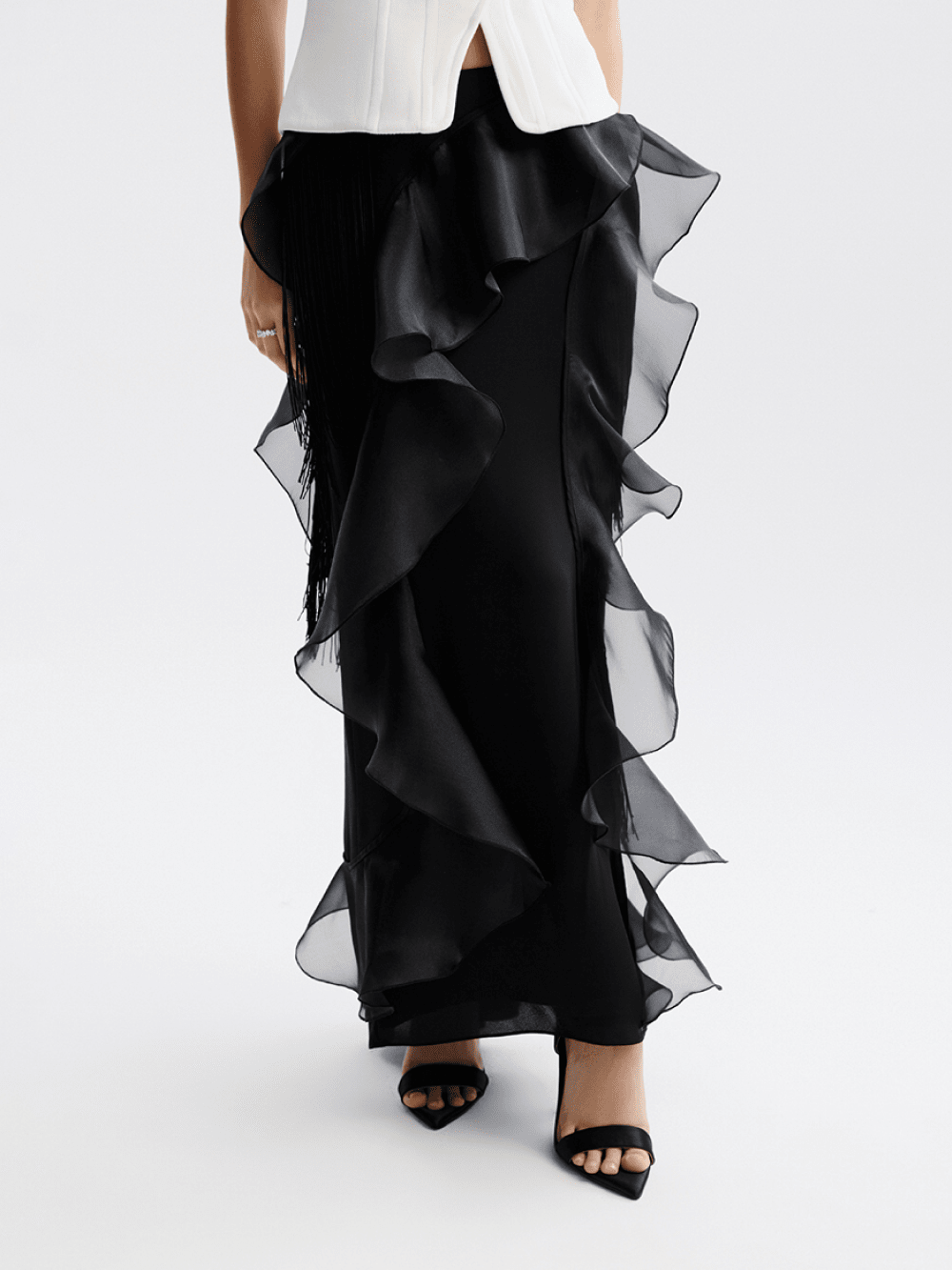 картинка юбка с воланами и бахромой от магазина truered.ru (ex-SOLO·U)