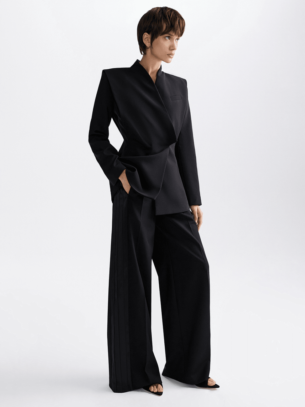 картинка жакет от магазина truered.ru (ex-SOLO·U)