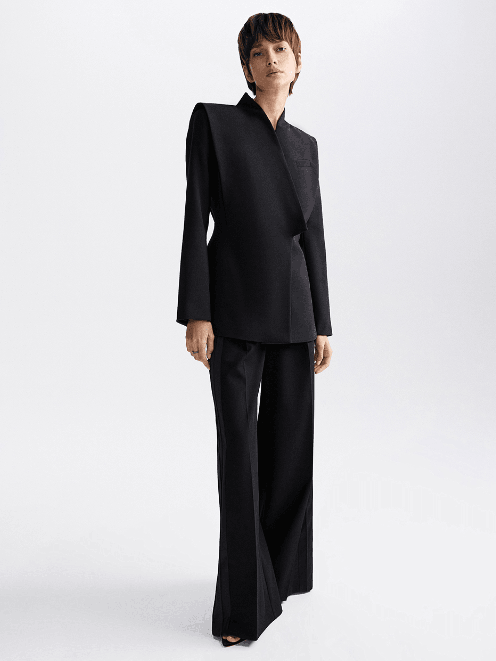 картинка жакет от магазина truered.ru (ex-SOLO·U)