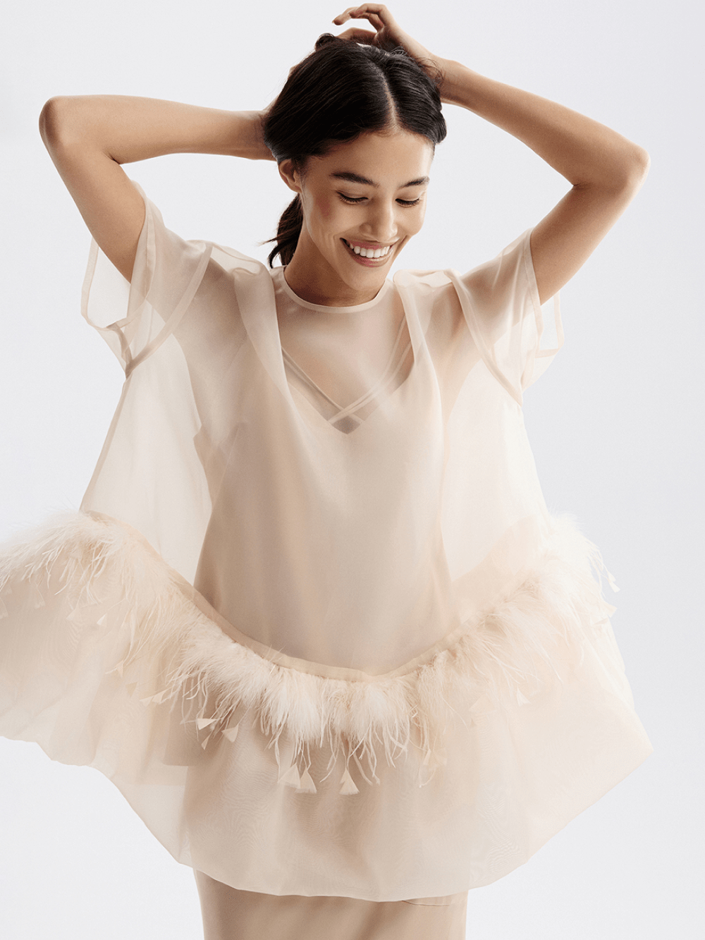 картинка топ из органзы от магазина truered.ru (ex-SOLO·U)