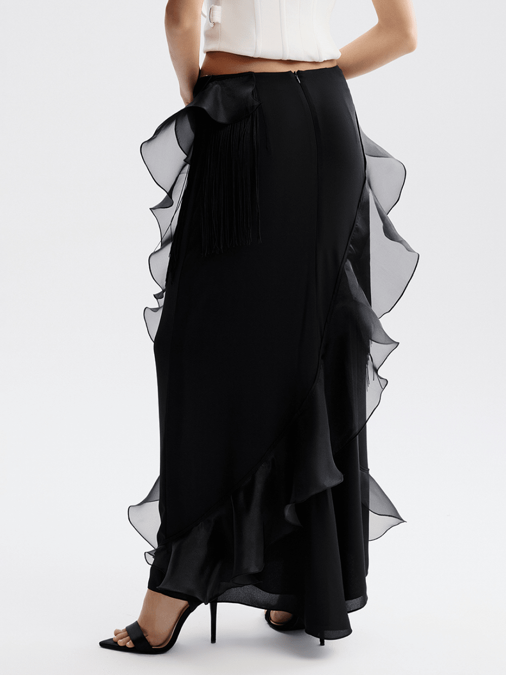 картинка юбка с воланами и бахромой от магазина truered.ru (ex-SOLO·U)