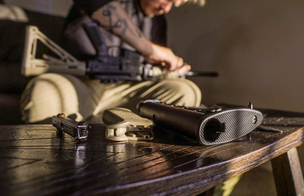 Почему нужно ухаживать за оружием Почему нужно ухаживать за оружием