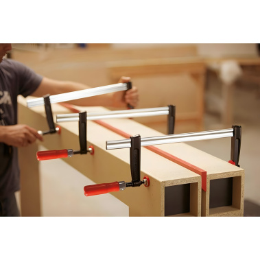 фото Струбцина 300/140 мм BESSEY BE-TPN30BE