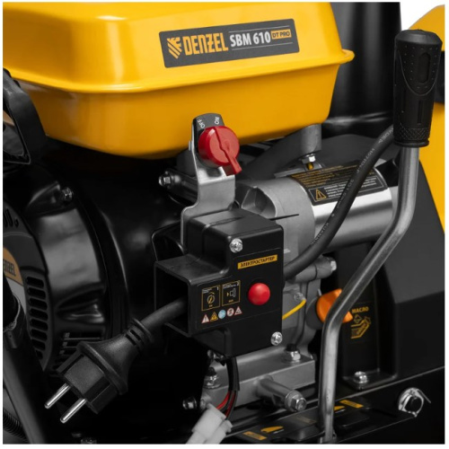 Бензиновая снегоуборочная машина Denzel SBM 610DT PRO, 212cc, гусеницы, эл.старт, блок. дифф. 97657