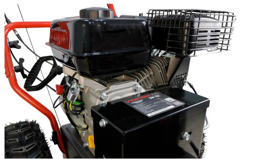 Подметально-уборочная машина бенз. Verton Ice SW-762