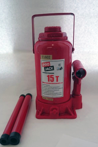 Домкрат гидравлический бутылочный Pro Jack ДГ 15