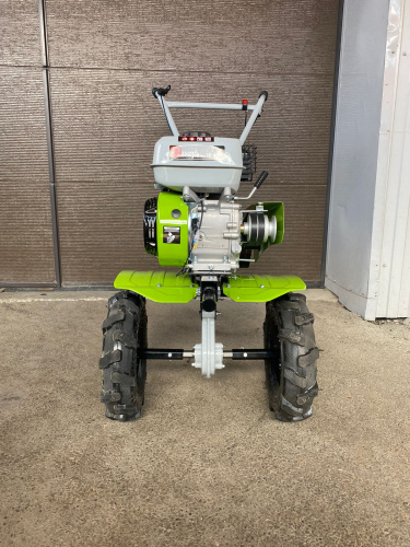 Мотоблок ПАХАРЬ ТСР820РН