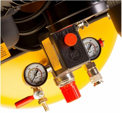 Компрессор Denzel BCV 2200/100V