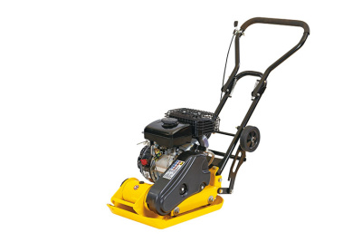 Виброплита TOR T-60 бак+коврик в комплекте