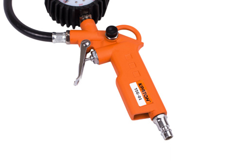 Пистолет для подкачки шин с манометром Кратон TIG-01 30102034