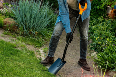 Лопата с закругленным лезвием Plantic Terra 11006-01