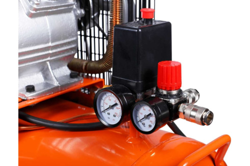 Компрессор масляный с ременным приводом Кратон AC-440-100-BDV