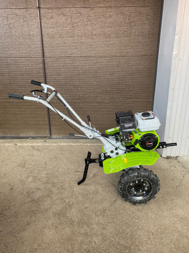 Мотоблок ПАХАРЬ ТСР820РН