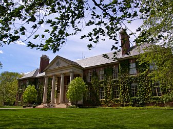 Deerfield Academy