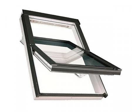 Мансардное окно Fakro PTP-V U3 ПВХ с вентклапаном размер 55*98