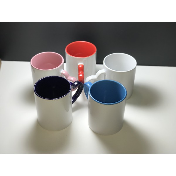 Cana personalizata cu maner in forma de inima Cana personalizata cu maner in forma de inima