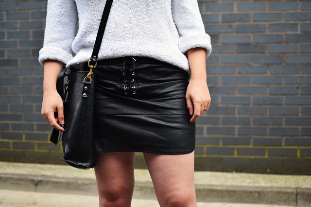 7 Fashion Rules to Follow When Wearing a Leather Skirt