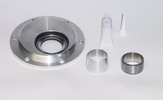 Ремкомплект уплотнителя вала сальник + крышка 10301 Ремкомплект уплотнителя вала сальник + крышка 10301