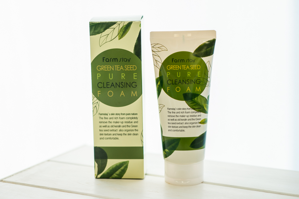 Пенка для умывания с экстрактом алоэ FarmStay Aloe Pure Cleansing Foam Пенка для умывания с экстрактом алоэ FarmStay Aloe Pure Cleansing Foam