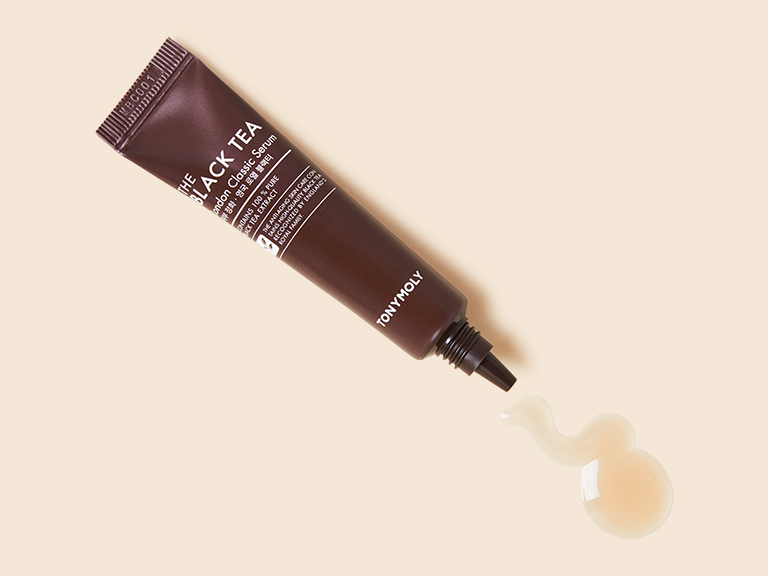 Антивозрастная сыворотка для лица с экстрактом английского черного чая TONYMOLY THE BLACK TEA London Classic Serum Антивозрастная сыворотка для лица с экстрактом английского черного чая TONYMOLY THE BLACK TEA London Classic Serum