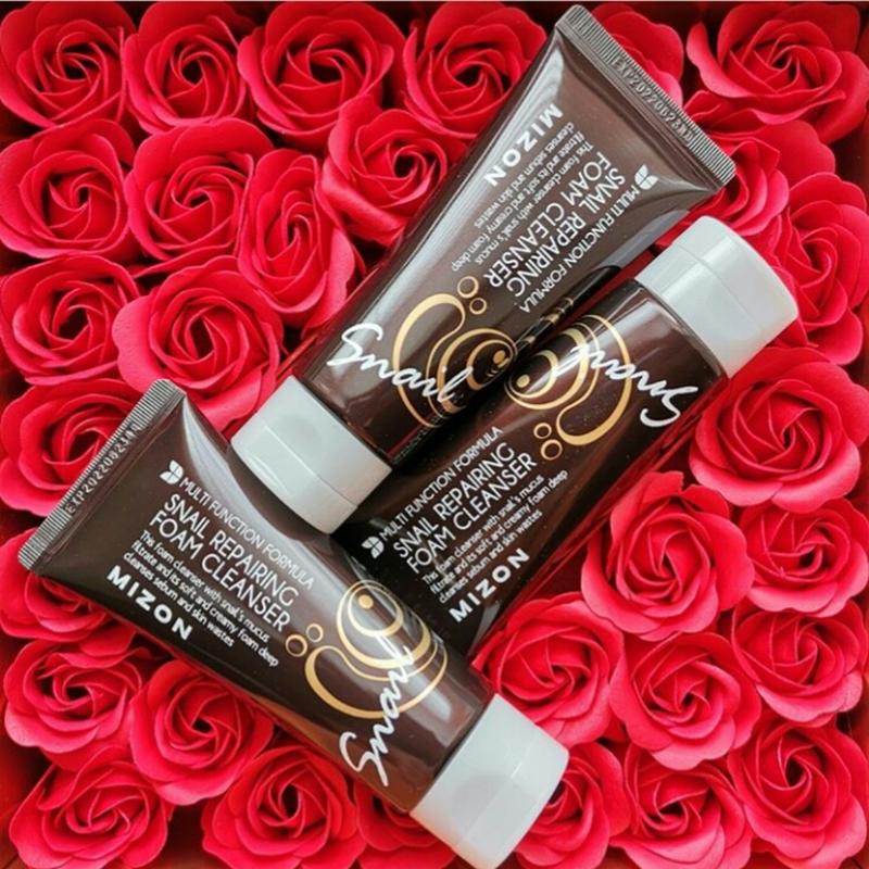 Пенка для умывания c муцином улитки MIZON Snail Repairing Foam Cleanser Mini Пенка для умывания c муцином улитки MIZON Snail Repairing Foam Cleanser Mini