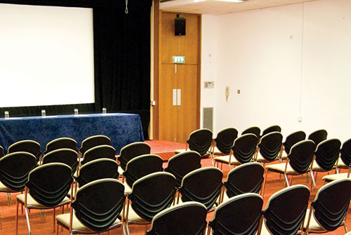 business-chauffeur-meeting-venue-canning-town