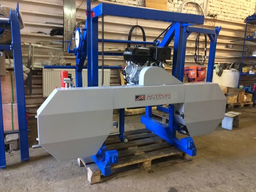 фото Бензиновая большая пилорама АСТРОН 10.02 