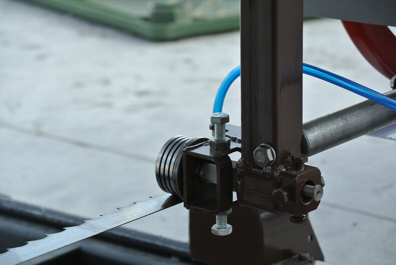 фото Электрическая большая пилорама АСТРОН 10.01 