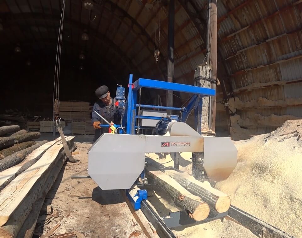 фото Электрическая большая пилорама АСТРОН 10.01 