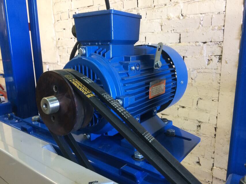 фото Электрическая маленькая пилорама АСТРОН 9.01 