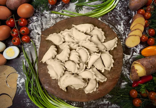 Вареники "БЕРЕЗОВСКИЕ" С картофелем, луком и салом 800 гр. уп.