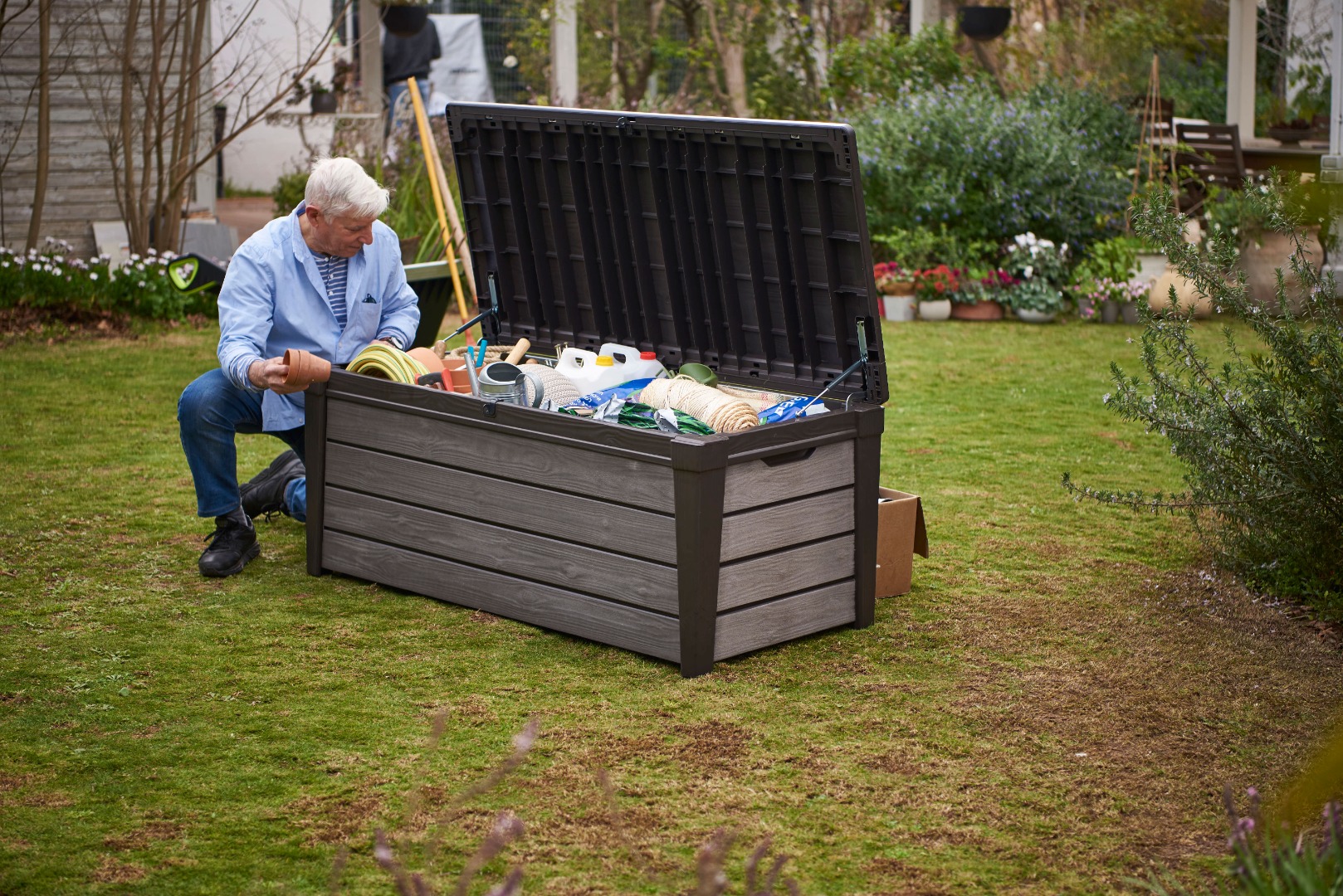 GARDEN STORAGE BOXES KETER BRUSHWOOD GARDEN STORAGE BOX 454L RESIN